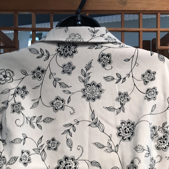 Melissa Harper cream and Black zip-up jacket perfect with slacks. Size 10. - Picture 5 of 8